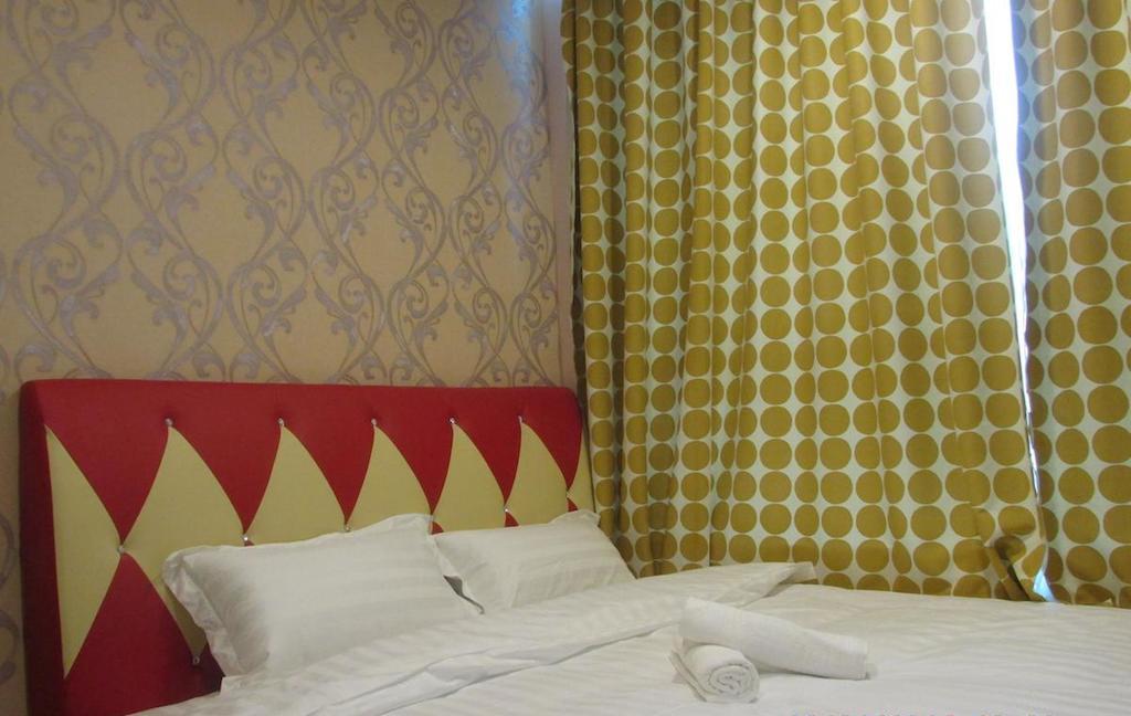 Hotel Zamburger Бентонг Экстерьер фото