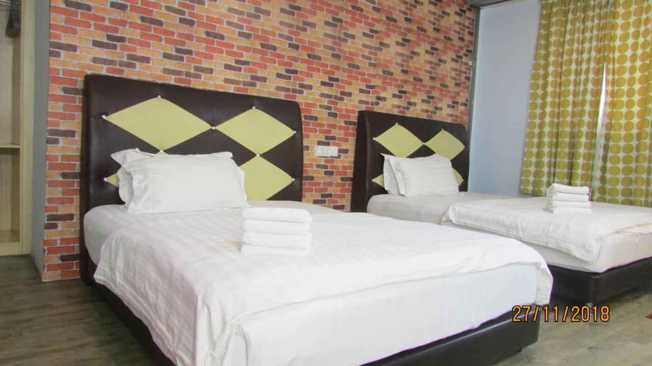 Hotel Zamburger Бентонг Экстерьер фото