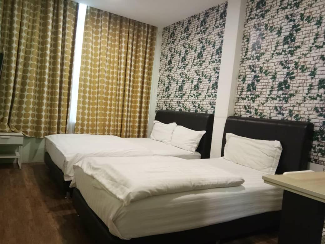 Hotel Zamburger Бентонг Экстерьер фото