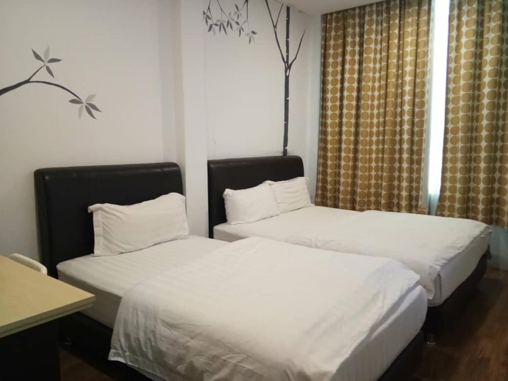 Hotel Zamburger Бентонг Экстерьер фото