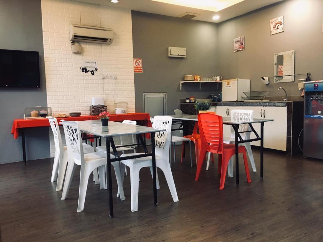 Hotel Zamburger Бентонг Экстерьер фото